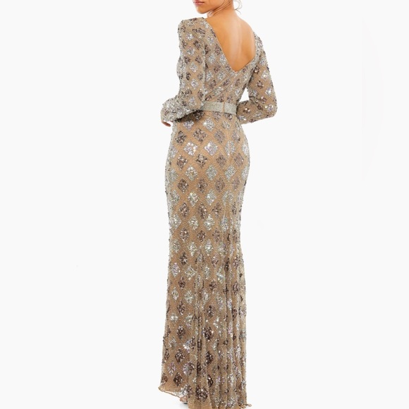 Mac Duggal Long-Sleeve Beaded A-Line Gown - Picture 3 of 11